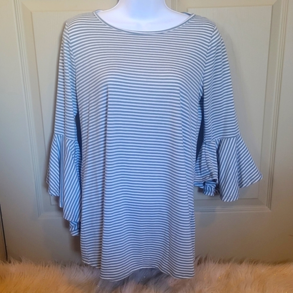 🌻 Sage Green Striped Open-Back Ruffle Sleeve Top